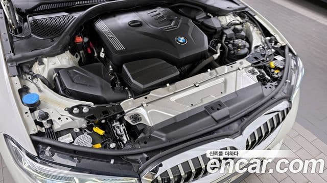BMW 3 Series 2020 — ფოტო 6/20