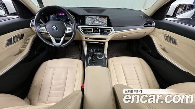 BMW 3 Series 2020 — ფოტო 7/20