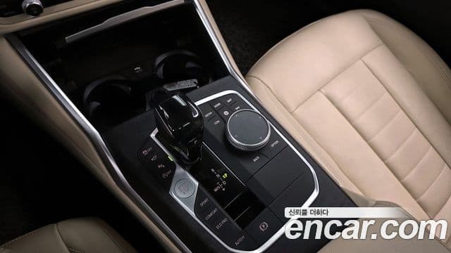 BMW 3 Series 2020 — фото 9 из 20