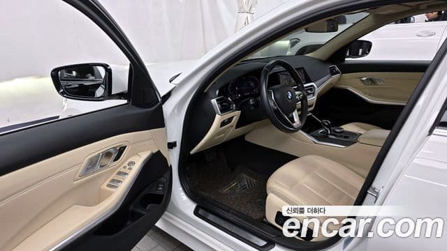 BMW 3 Series 2020 — ფოტო 10/20