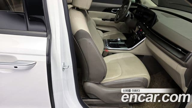 Kia Carnival 2020 — Şəkil 12/20