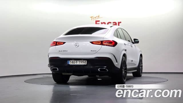 Mercedes-Benz GLE-Class 2022 — ფოტო 4/20