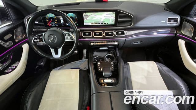 Mercedes-Benz GLE-Class 2022 — ფოტო 7/20
