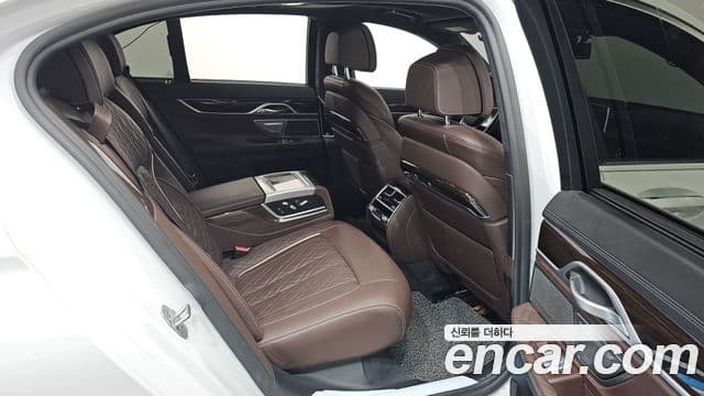 BMW 7 Series 2020 — Şəkil 12/20