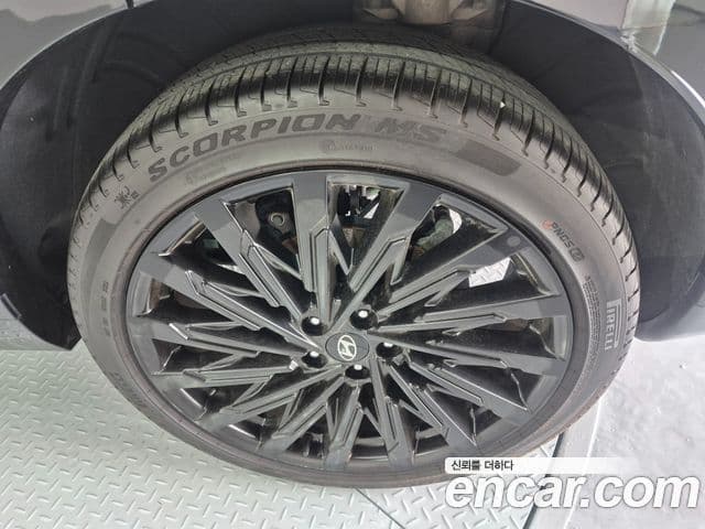 Hyundai Santa Fe 2023 — Şəkil 17/20