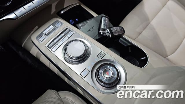 Genesis GV70 2022 — фото 7 из 20