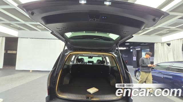 Hyundai Santa Fe 2024 — фото 20 из 20