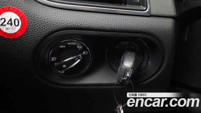 Porsche Macan 2018 — Фото 16/20