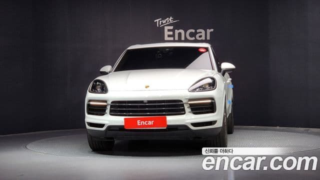 Porsche Cayenne 2020 — фото 3 из 20