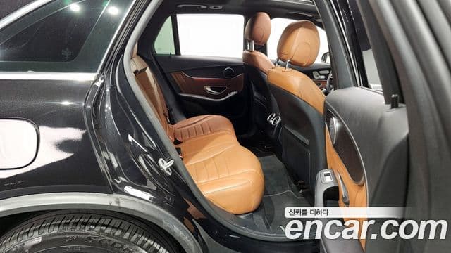 Mercedes-Benz GLC-Class 2022 — Şəkil 12/20