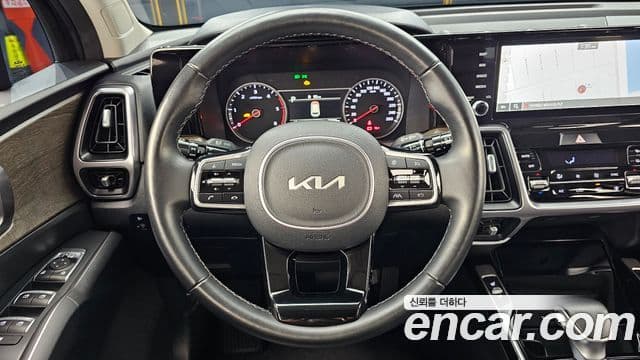Kia Sorento 2022 — ფოტო 13/20
