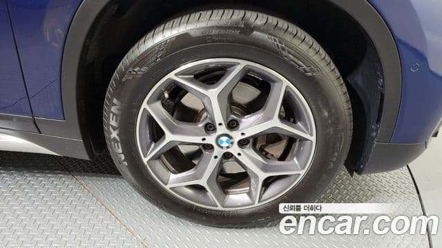 BMW X1 2019 — ფოტო 5/20