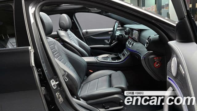Mercedes-Benz E-Class 2020 — ფოტო 10/20