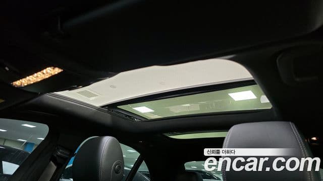 Mercedes-Benz E-Class 2020 — ფოტო 18/20