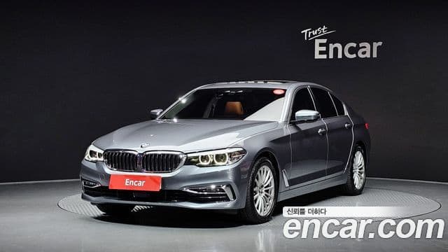 BMW 5 Series 2019 — Şəkil 1/20