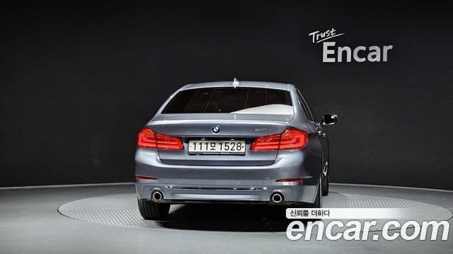 BMW 5 Series 2019 — Şəkil 4/20