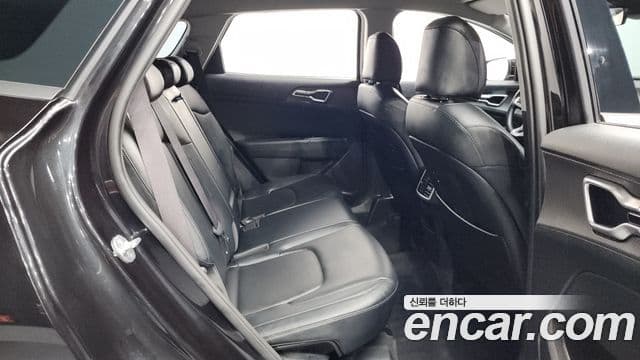 Kia Sportage 2021 — ფოტო 12/20