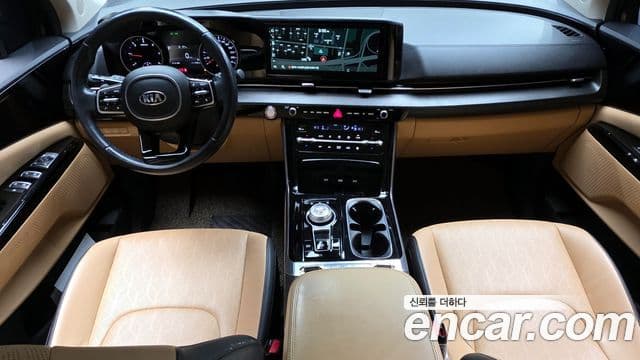 Kia Carnival 2020 — фото 7 из 20