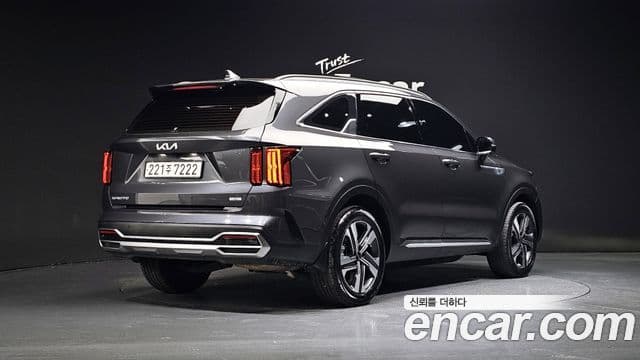 Kia Sorento 2022 — Photo 17/20
