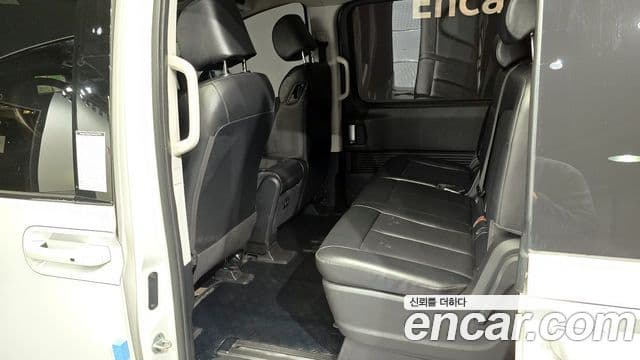 Hyundai Staria 2021 — фото 11 из 20