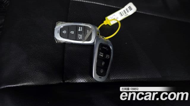 Hyundai Staria 2021 — фото 20 из 20