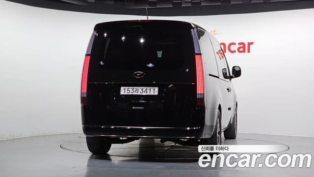 Hyundai Staria 2021 — фото 4 из 20
