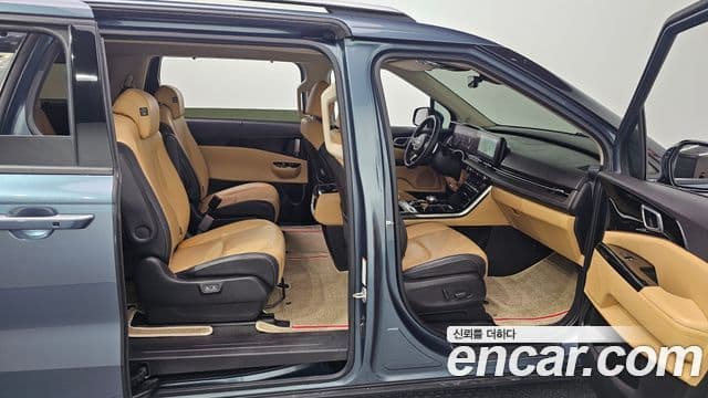 Kia Carnival 2021 — Şəkil 12/20