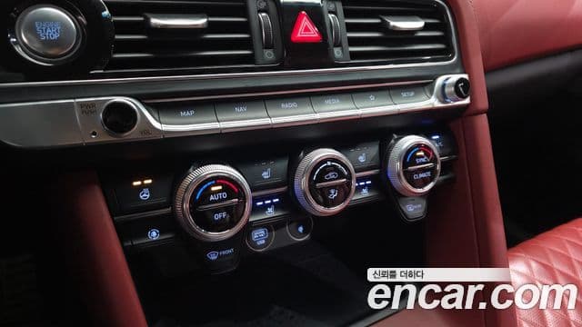 Genesis G70 2021 — Photo 14/20