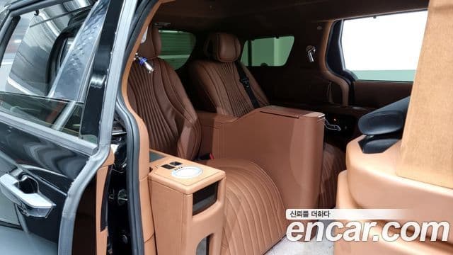 Kia Carnival 2021 — Photo 8/20