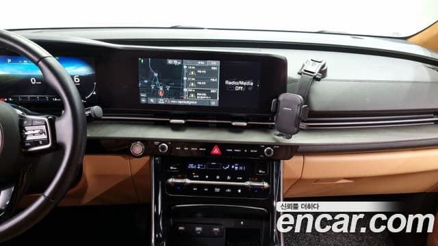 Kia Carnival 2021 — Photo 4/20