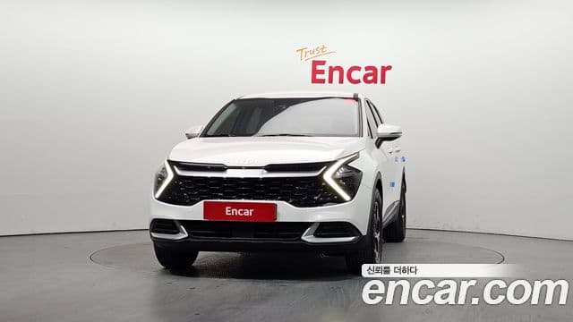 Kia Sportage 2022 — ფოტო 4/20