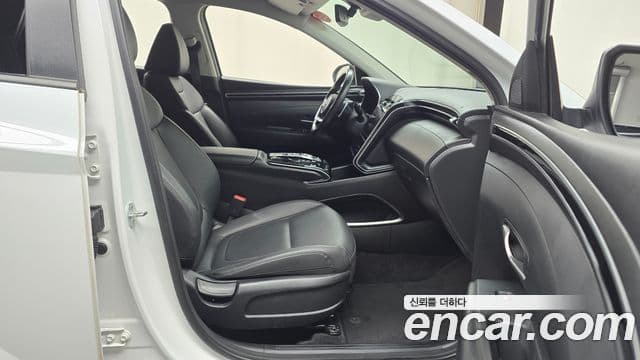 Hyundai The New Tucson 2022 — ფოტო 10/20