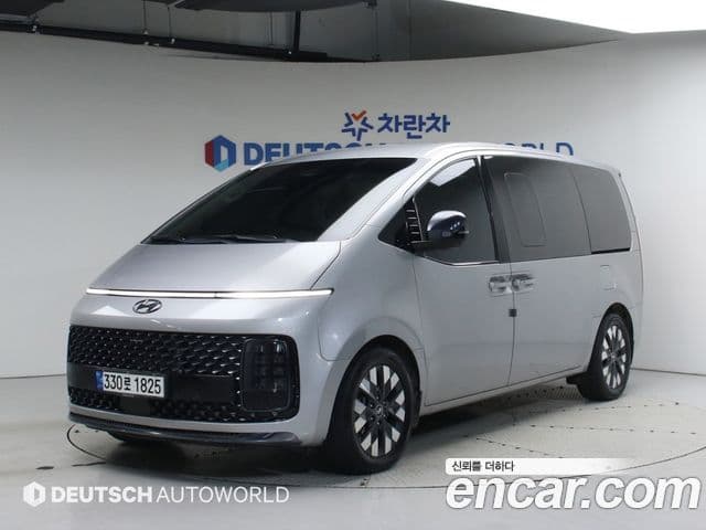 Hyundai Staria 2022 — ფოტო 1/20