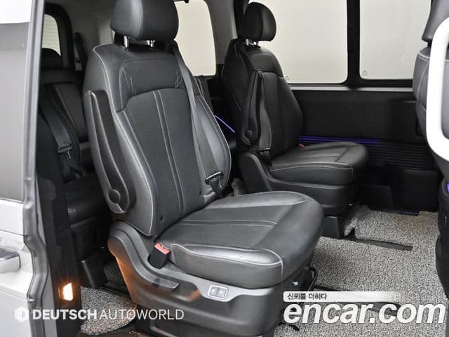 Hyundai Staria 2022 — ფოტო 12/20