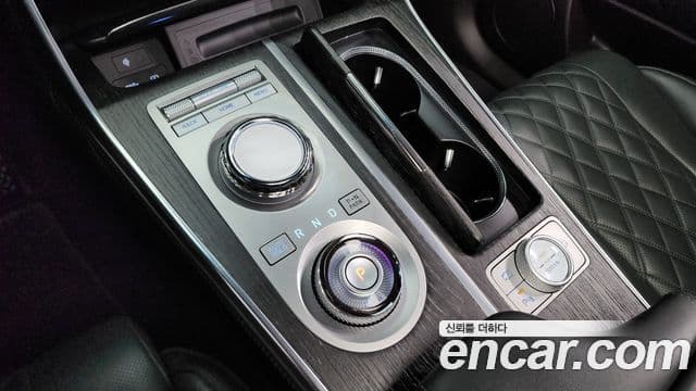 Genesis GV80 2023 — Şəkil 9/20