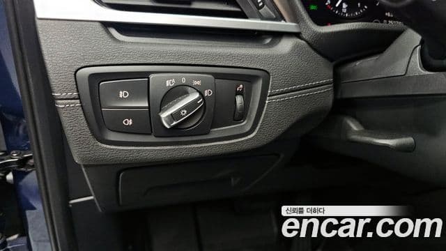 BMW X1 2021 — ფოტო 16/20