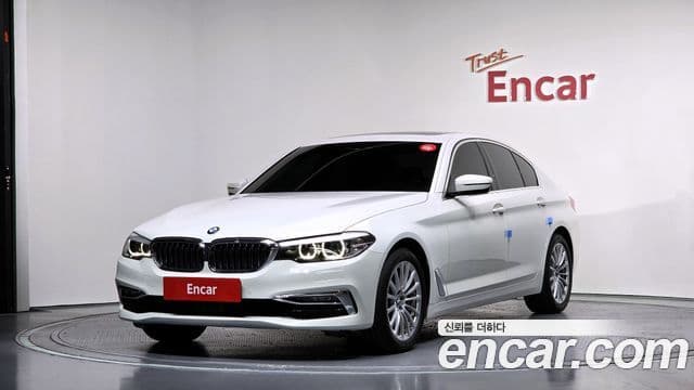 BMW 5 Series 2019 — Şəkil 1/20
