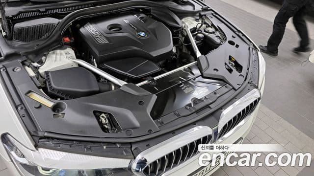 BMW 5 Series 2019 — Şəkil 6/20