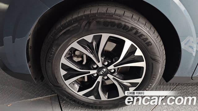 Kia Carnival 2020 — Photo 9/20
