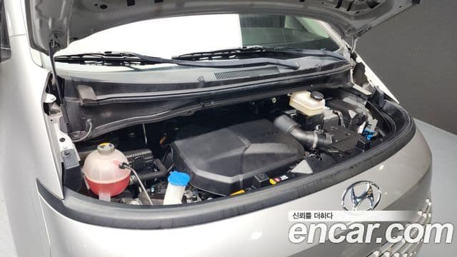 Hyundai Staria 2021 — фото 6 из 20