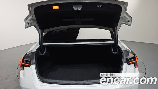 Kia K8 2024 — Şəkil 20/20