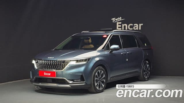 Kia Carnival 2022 — ფოტო 1/20