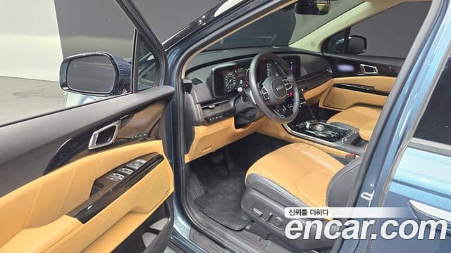 Kia Carnival 2022 — ფოტო 10/20
