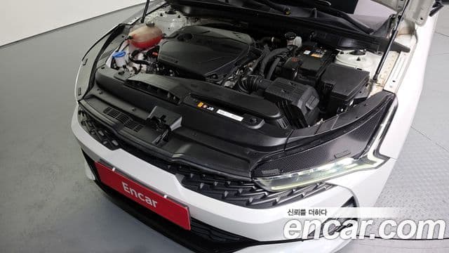 Kia K5 2023 — Photo 16/20