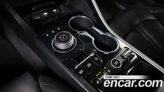 Kia K5 2023 — Photo 7/20