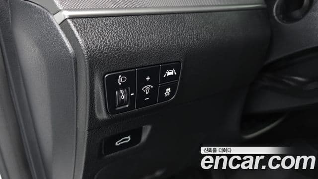 Kia K5 2023 — Photo 10/20