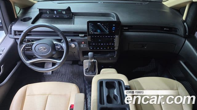 Hyundai Staria 2022 — Photo 20/29
