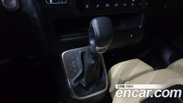 Hyundai Staria 2022 — Photo 11/29