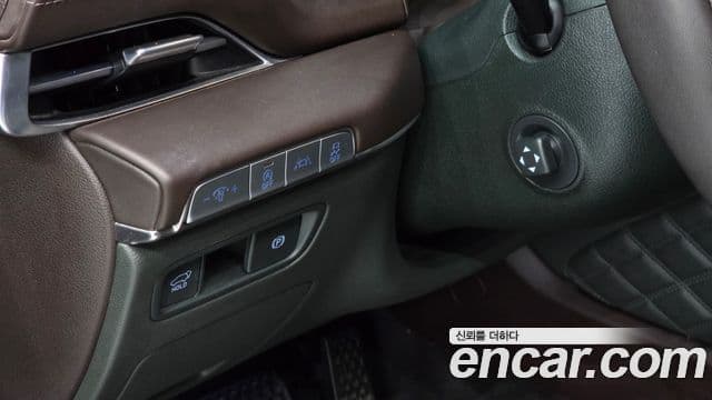 Genesis GV80 2020 — ფოტო 16/20