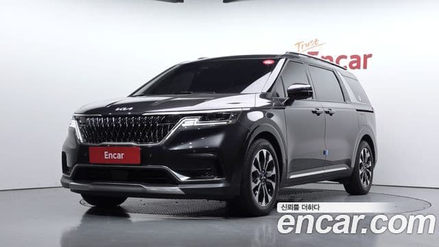Kia Carnival 2023 — Фото 1/20